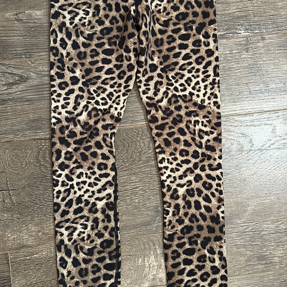 Spiritual Gangster Leopard Leggings XS - Picture 9 of 12